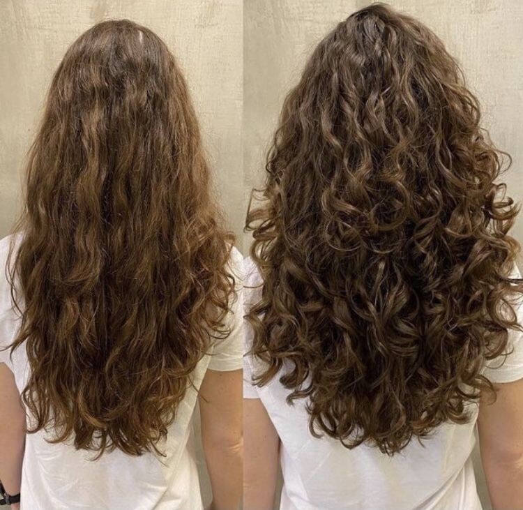 Coupe longue cheveux bouclés