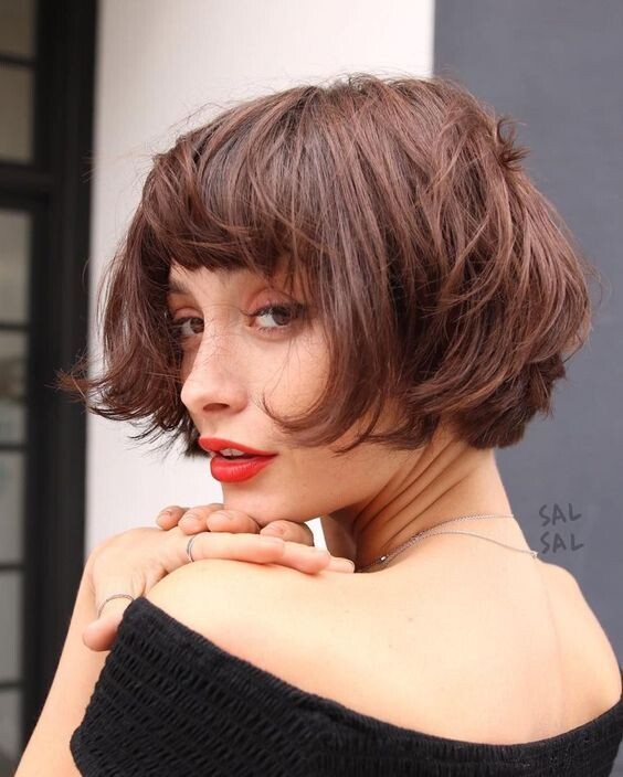 Coupe volume cheveux fins