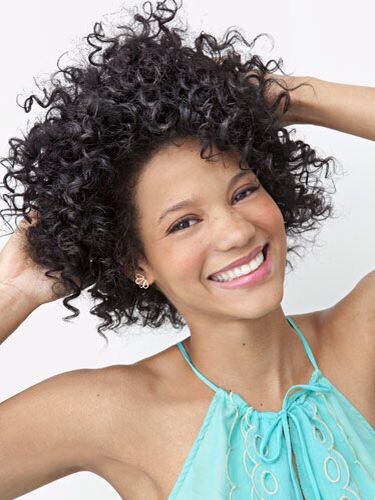 Cheveux frisés naturels
