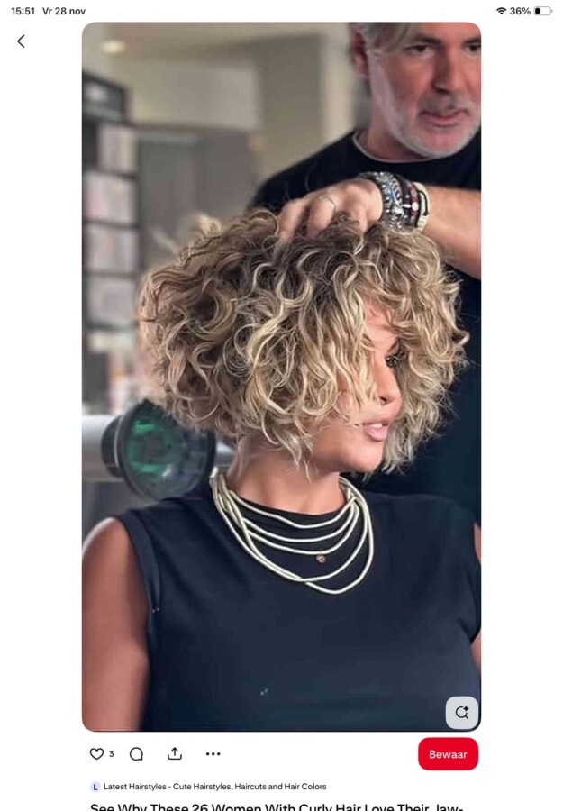 Cheveux frisés naturels