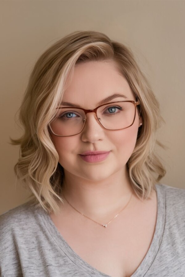 Coupe flatteuse visage rond