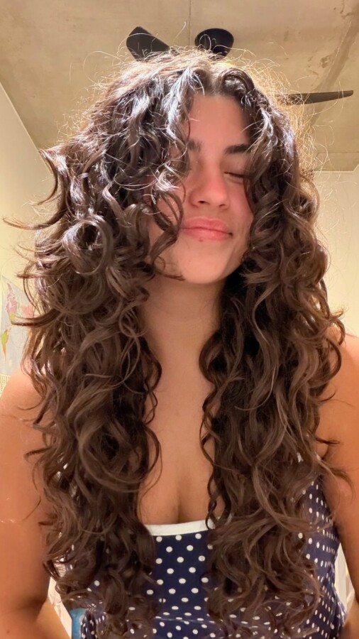 Dégradé élégant cheveux bouclés